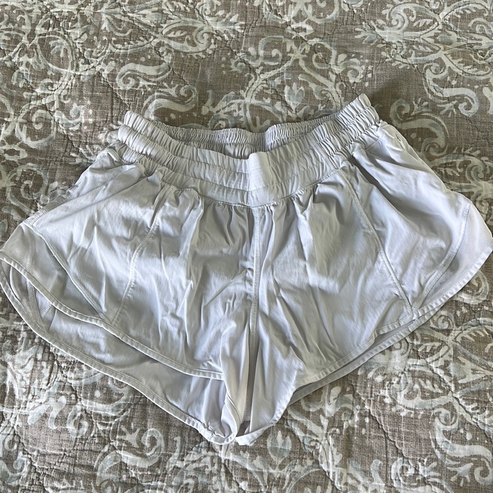 Lululemon hotty hot 2.5”